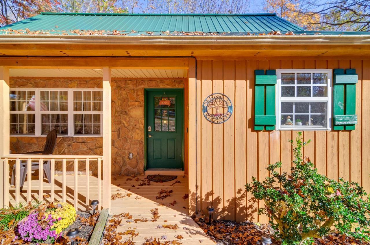 Burnside Resort Cabin With Hot Tub And Outdoor Spots! ภายนอก รูปภาพ